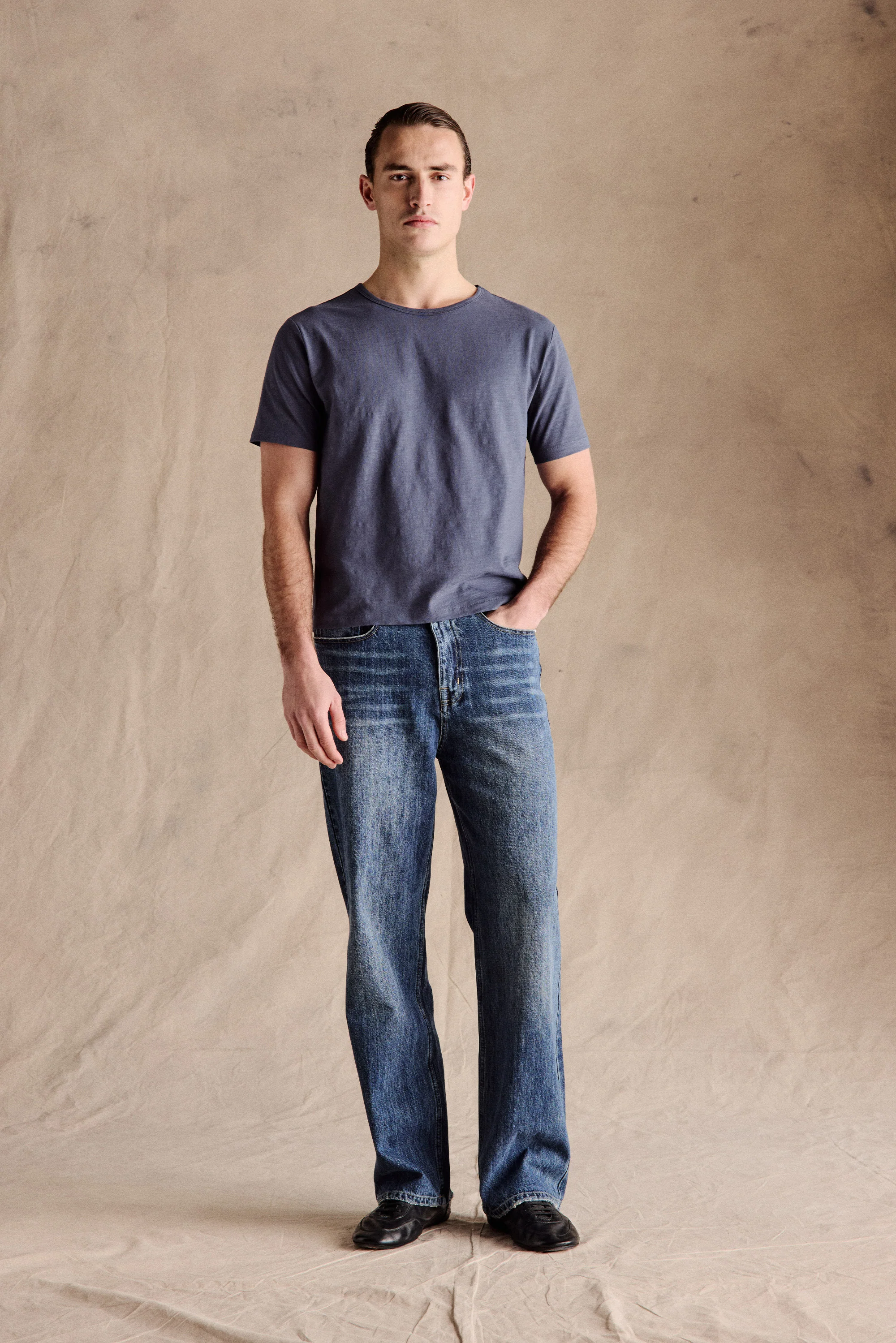 Steve Slub Cotton Tee | Navy - Image 4