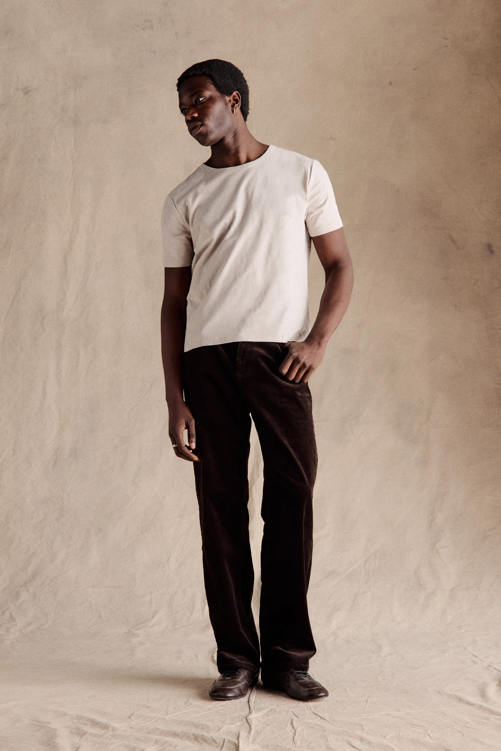 Steve Slub Cotton Tee | Taupe - Image 4